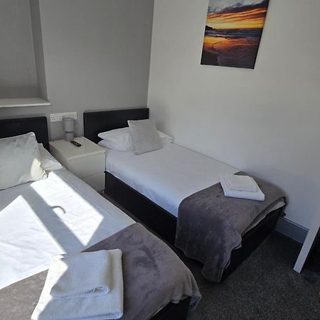 格温内思y简易小屋宾馆 兰贝里斯 外观 照片