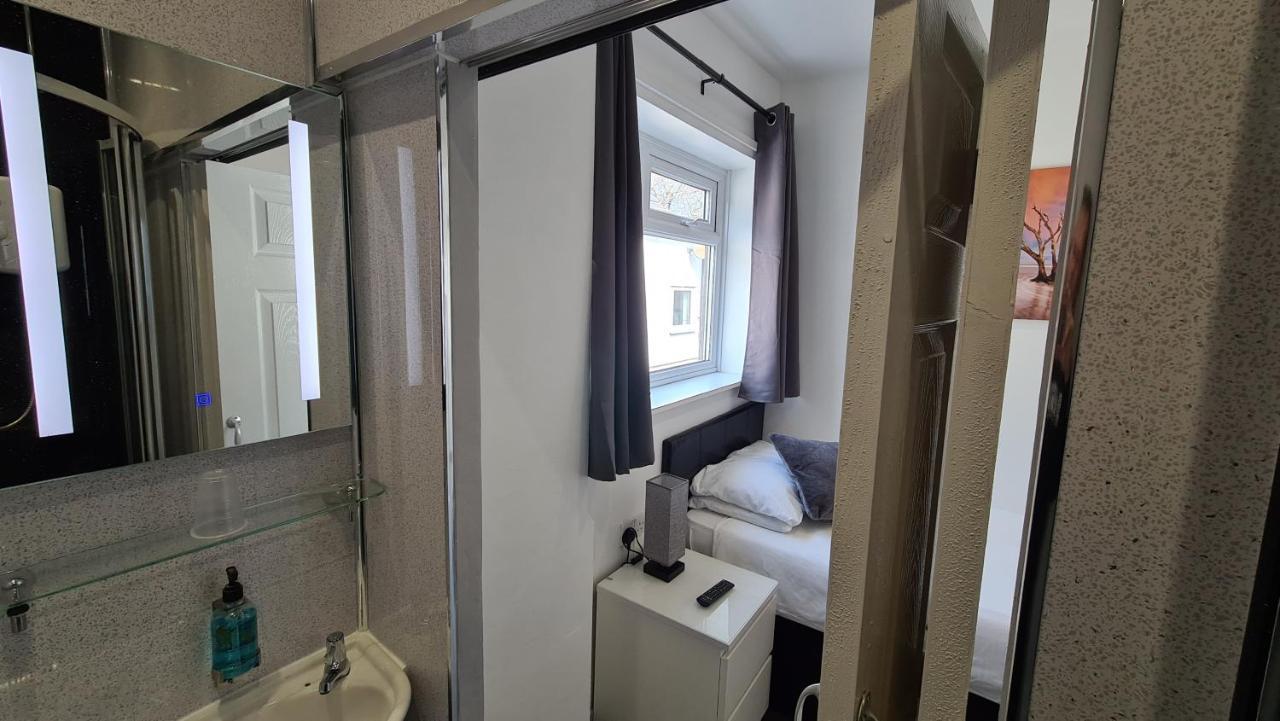 格温内思y简易小屋宾馆 兰贝里斯 外观 照片
