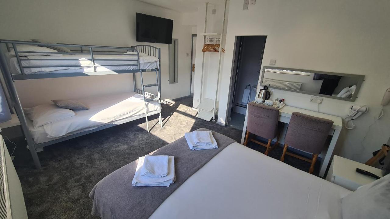 格温内思y简易小屋宾馆 兰贝里斯 外观 照片